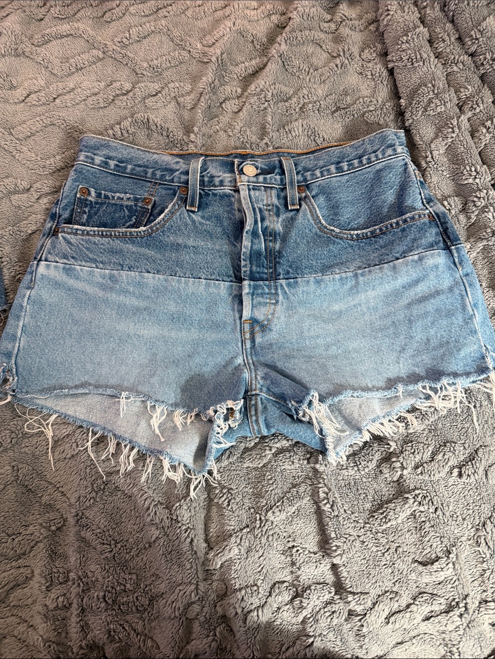 Levi’s 501 150th anniversary Frayed raw Hem Light Blue Denim Shorts
